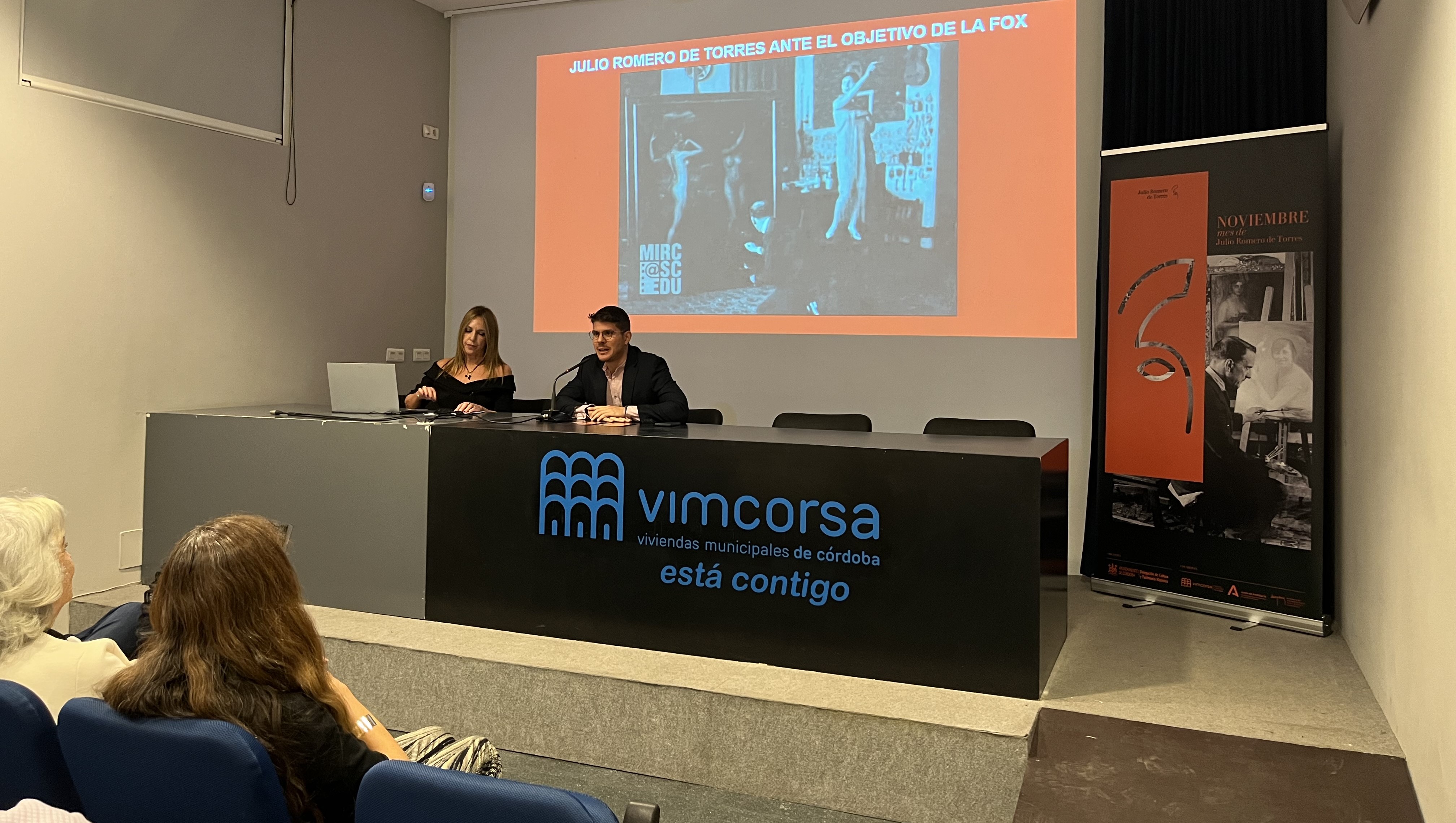 El salón de actos de Vimcorsa acoge un ciclo de conferencias sobre Julio Romero de Torres